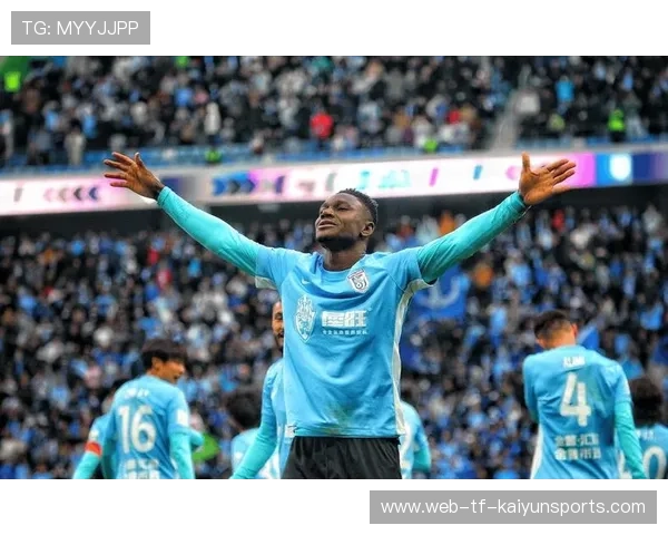 年轻前锋在球队杯赛中获最佳球员，未来可期