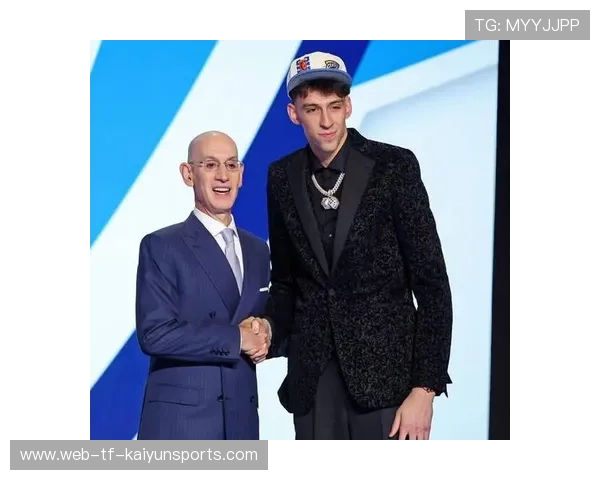 雷霆年轻核心合同谈判成夏窗焦点 雷霆年轻核心合同谈判成夏窗焦点