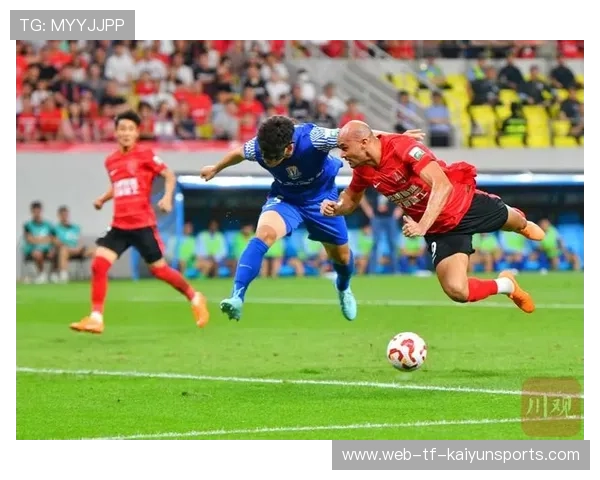 蓉城夺得中超8月主帅锋霸最佳奖，中超争冠组积分榜